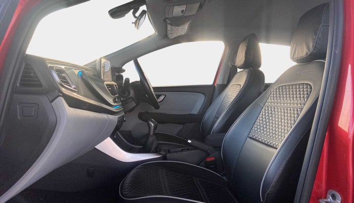 2020 Tata ALTROZ XZ PETROL, Petrol, Manual, 29,960 km, Right Side Front Door Cabin