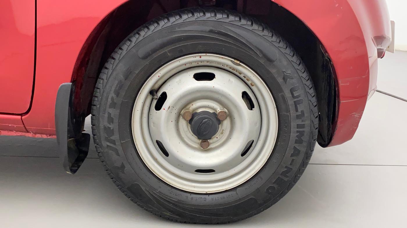 2019 Datsun Redi Go A, Petrol, Manual, 52,453 km, Right Front Wheel