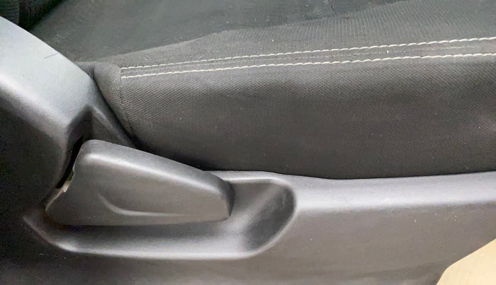 2019 Datsun Redi Go A, Petrol, Manual, 52,453 km, Driver Side Adjustment Panel