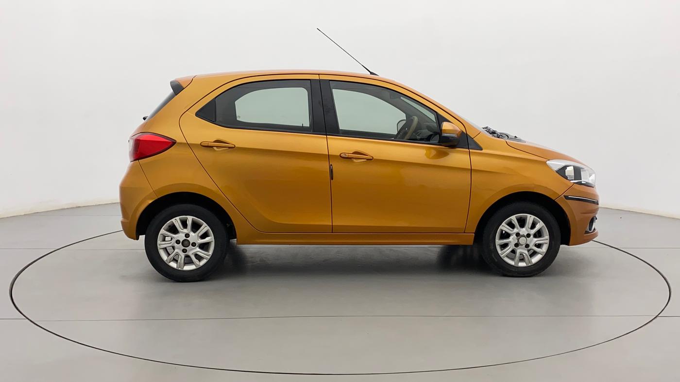 2016 Tata Tiago XZ PETROL, Petrol, Manual, 68,327 km, Right Side View