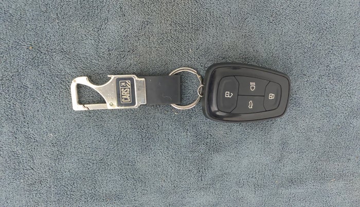 2023 Tata NEXON XZ PLUS PETROL, Petrol, Manual, 12,509 km, Key Close Up