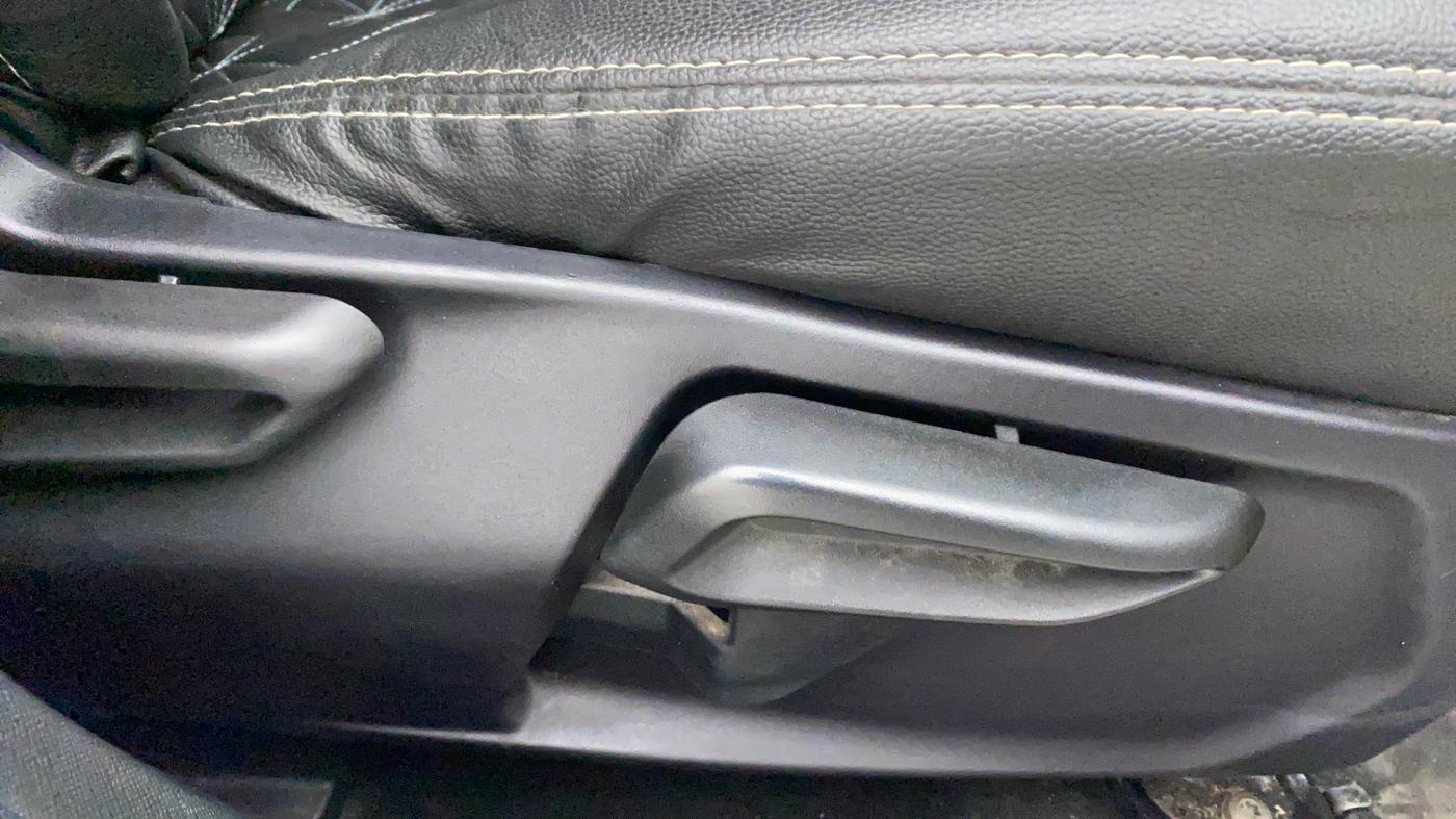 2023 Tata NEXON XZ PLUS PETROL, Petrol, Manual, 12,509 km, Driver Side Adjustment Panel