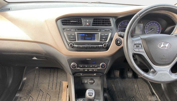 2015 Hyundai Elite i20 SPORTZ 1.2 (O), Petrol, Manual, 32,686 km, Air Conditioner