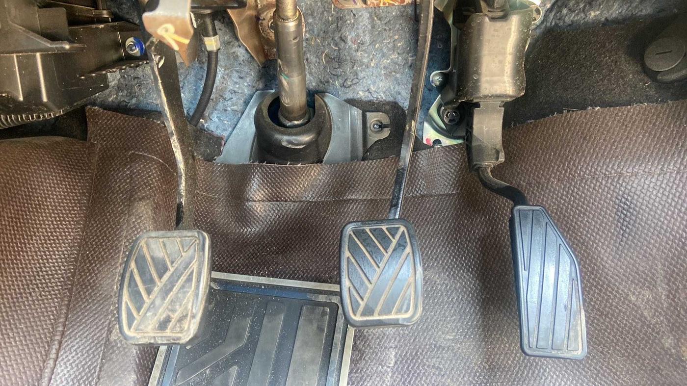 2022 Maruti IGNIS ZETA 1.2, Petrol, Manual, 18,077 km, Pedals