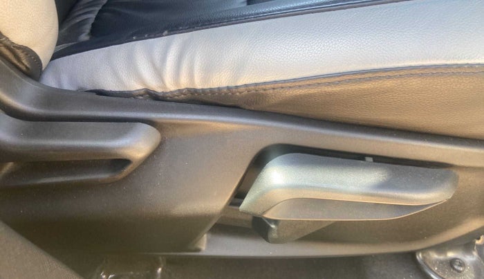 2022 Tata NEXON XZ PLUS (HS) PETROL DUAL TONE, Petrol, Manual, 16,557 km, Driver Side Adjustment Panel