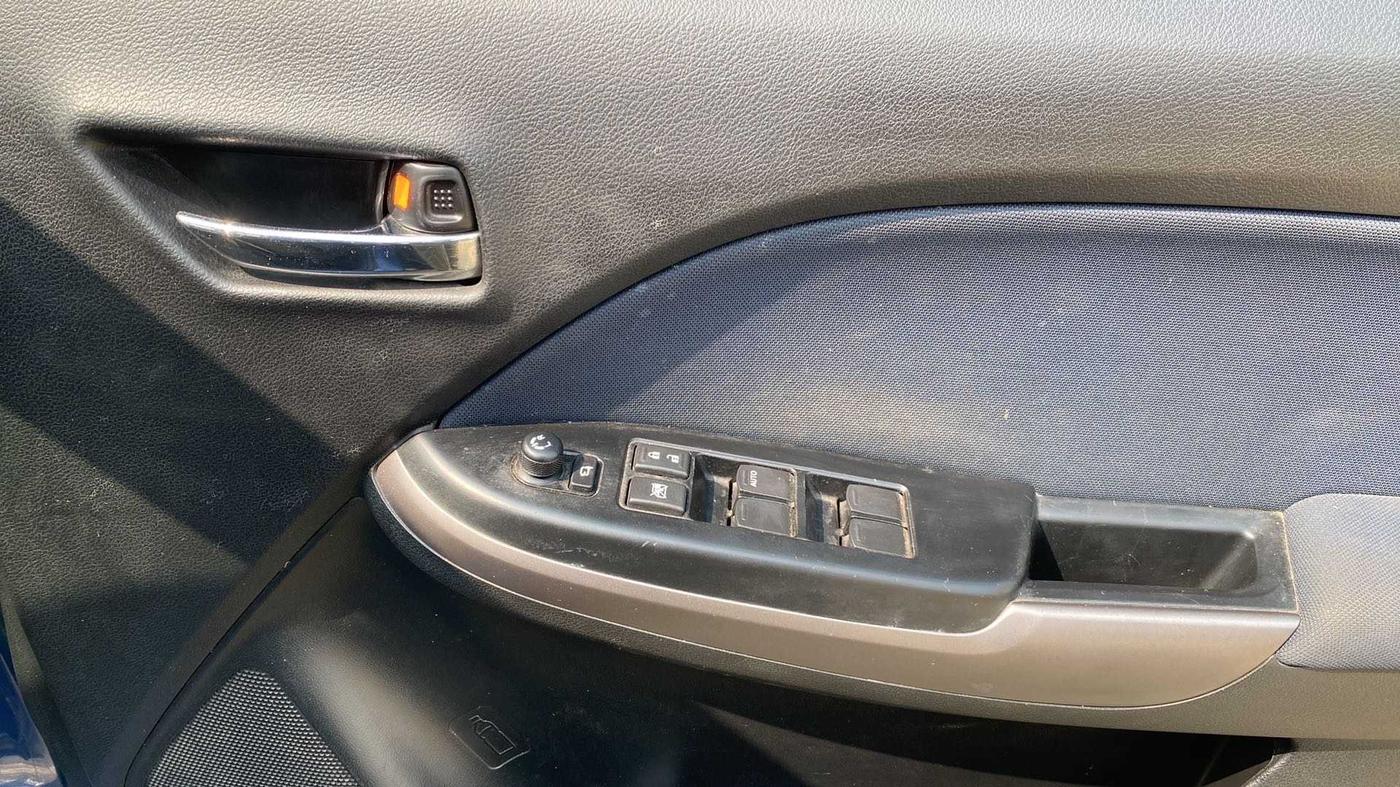 2021 Maruti Baleno ZETA PETROL 1.2, Petrol, Manual, 23,770 km, Driver Side Door Panels Control