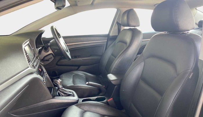 2018 Hyundai New Elantra 2.0 SX(O) AT PETROL, Petrol, Automatic, 67,245 km, Right Side Front Door Cabin