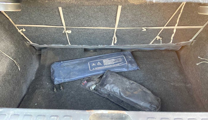 2016 Datsun Redi Go T (O), Petrol, Manual, 56,664 km, Boot Inside