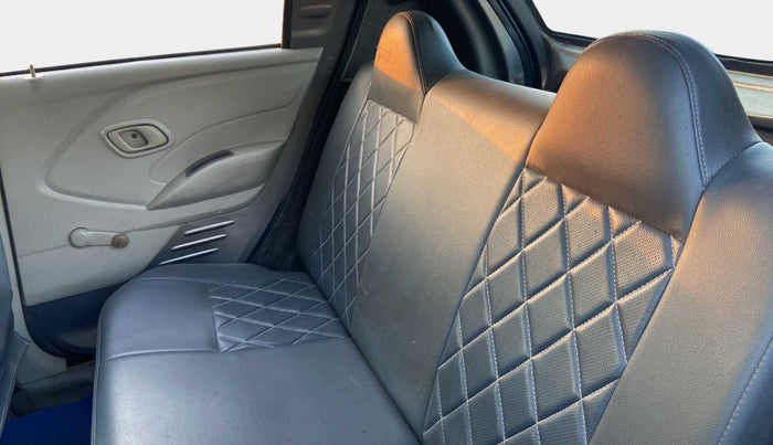 2016 Datsun Redi Go T (O), Petrol, Manual, 56,664 km, Right Side Rear Door Cabin