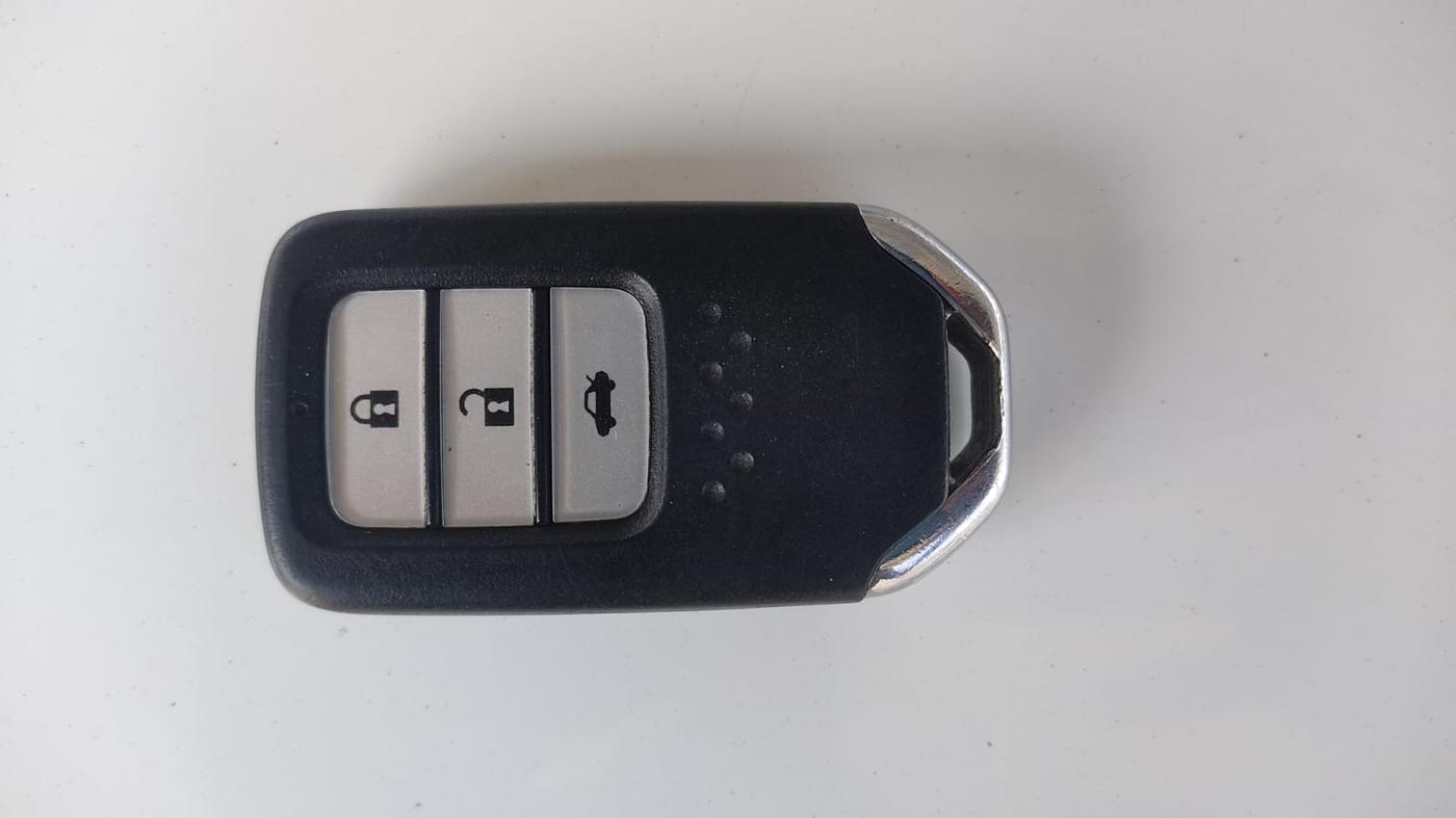 2019 Honda City 1.5L I-VTEC V MT, Petrol, Manual, 66,658 km, Key Close Up