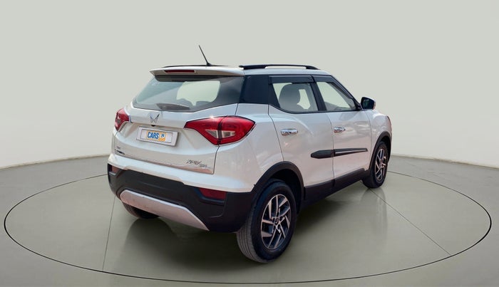 2022 Mahindra XUV300 W8 (O) 1.2 PETROL, Petrol, Manual, 23,604 km, Right Back Diagonal