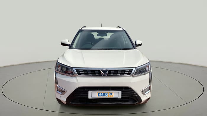 2022 Mahindra XUV300 W8 (O) 1.2 PETROL, Petrol, Manual, 23,604 km, Front