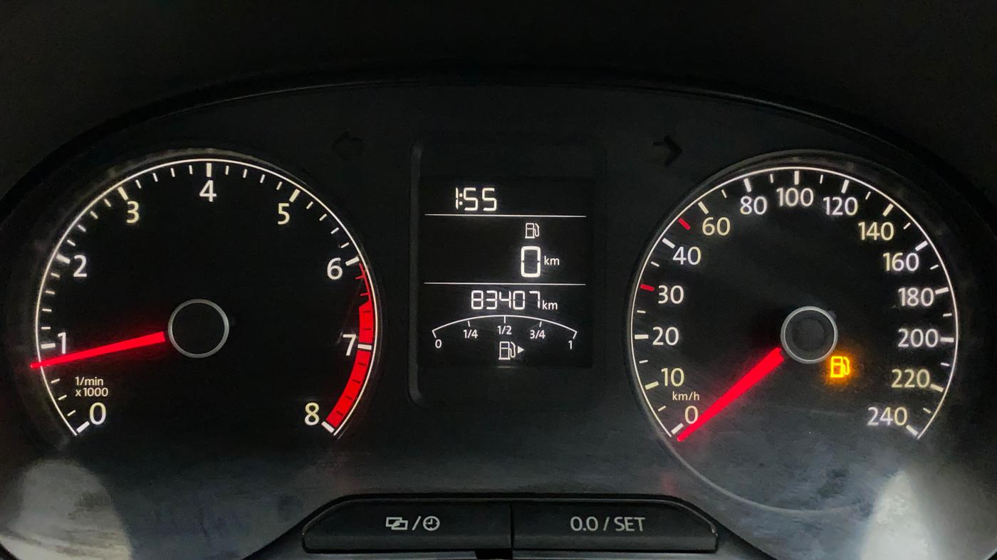 2016 Volkswagen Vento HIGHLINE 1.6 MPI, Petrol, Manual, 83,573 km, Odometer Image