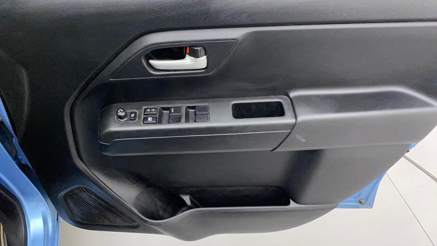 2019 Maruti New Wagon-R ZXI 1.2 AMT, Petrol, Automatic, 93,221 km, Driver Side Door Panels Control