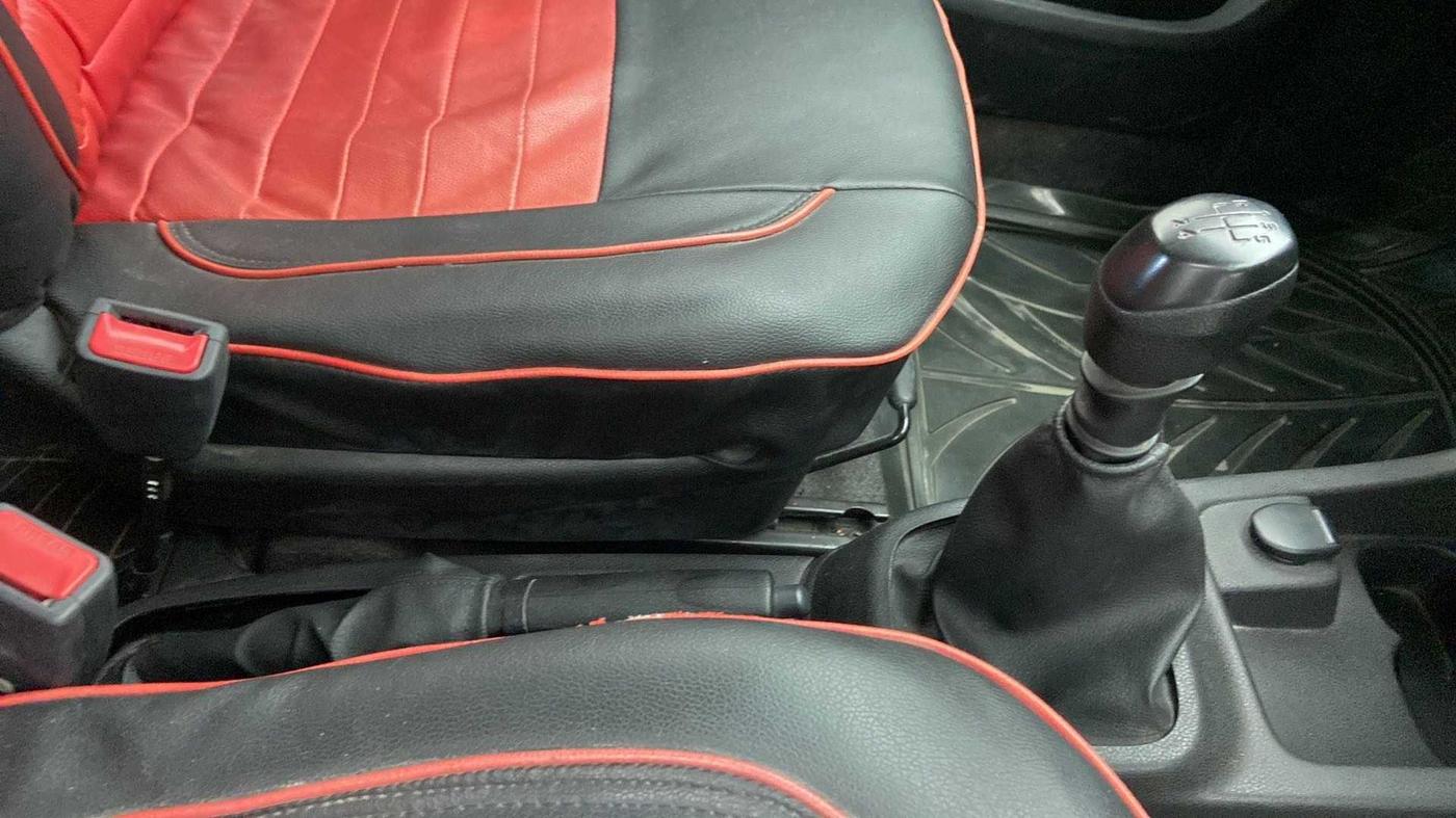 2018 Renault Kwid RXT 1.0, Petrol, Manual, 21,163 km, Gear Lever