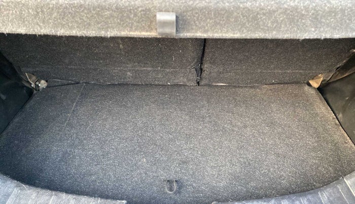 2014 Maruti Wagon R 1.0 VXI, Petrol, Manual, 62,647 km, Boot Inside