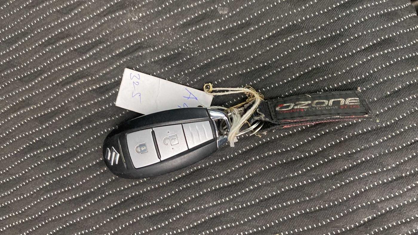 2018 Maruti Baleno ZETA CVT PETROL 1.2, Petrol, Automatic, 61,225 km, Key Close Up