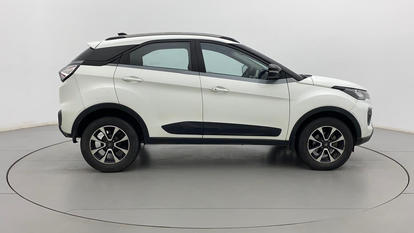 2020 Tata NEXON XZA PLUS (O) DIESEL, Diesel, Automatic, 50,737 km, Right Side View