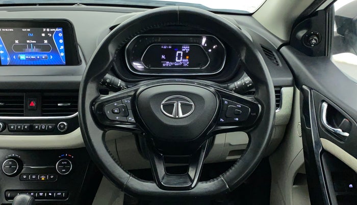 2020 Tata NEXON XZA PLUS (O) DIESEL, Diesel, Automatic, 50,737 km, Steering Wheel Close Up