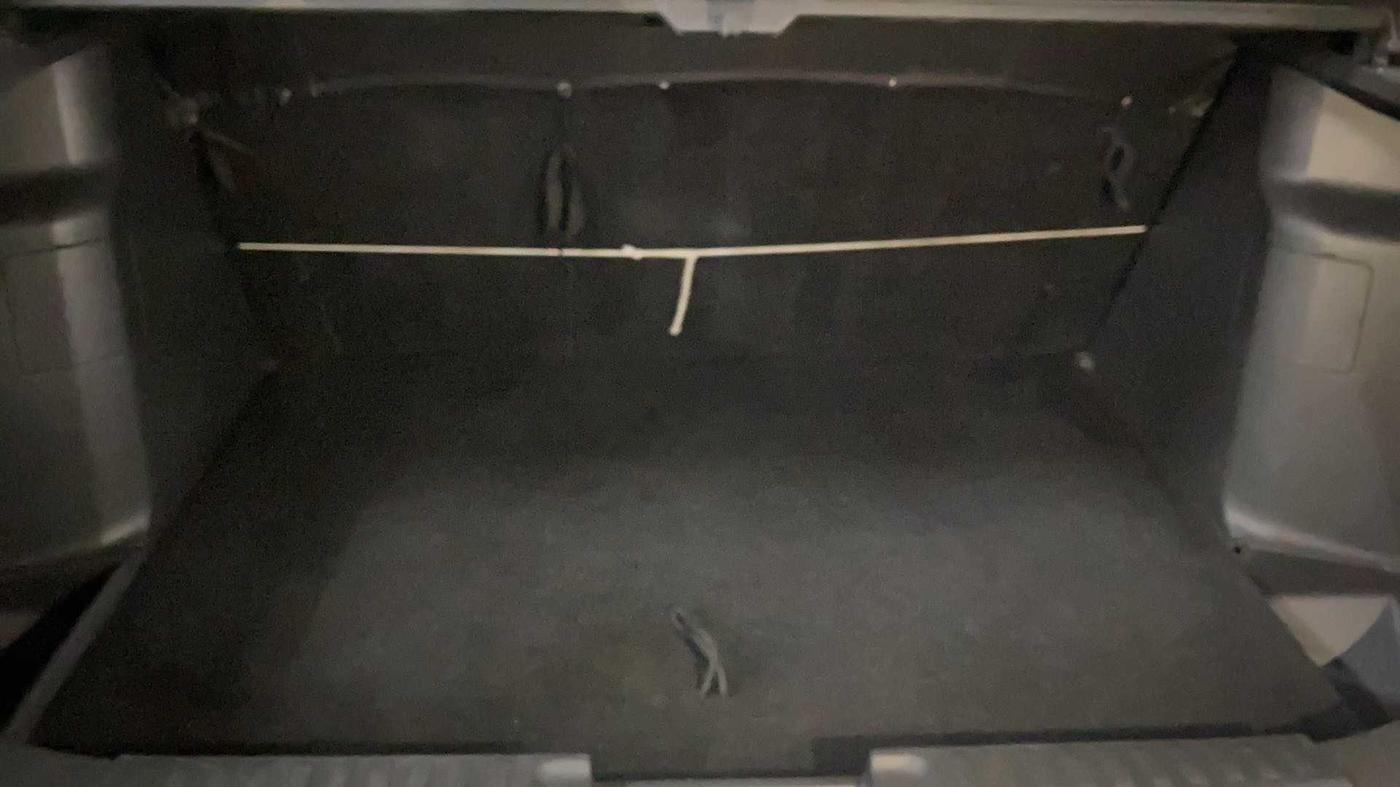 2016 Maruti Vitara Brezza VDI (O), Diesel, Manual, 70,010 km, Boot Inside