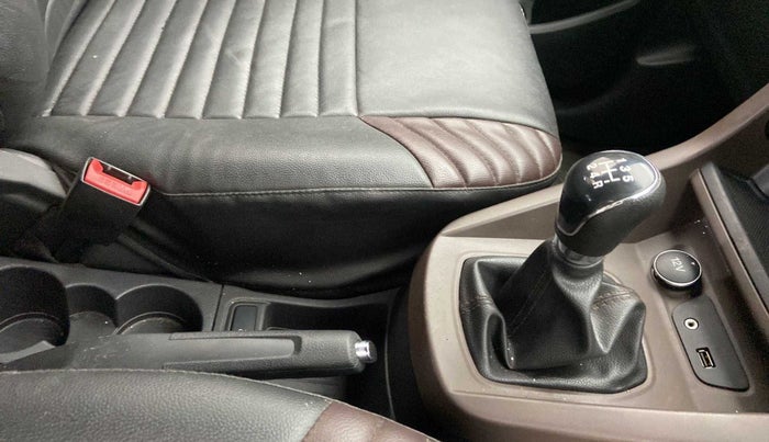 2019 Ford FREESTYLE TITANIUM 1.2 PETROL, Petrol, Manual, 24,690 km, Gear Lever