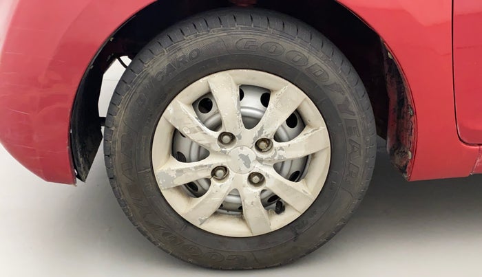2015 Hyundai Eon ERA +, Petrol, Manual, 22,098 km, Left Front Wheel