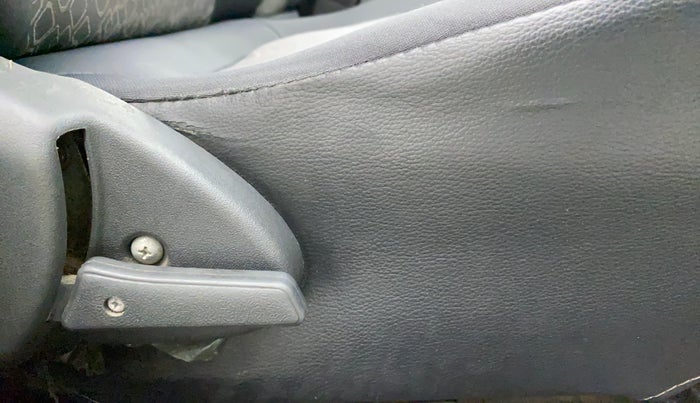2016 Maruti Alto 800 VXI, Petrol, Manual, 63,270 km, Driver Side Adjustment Panel
