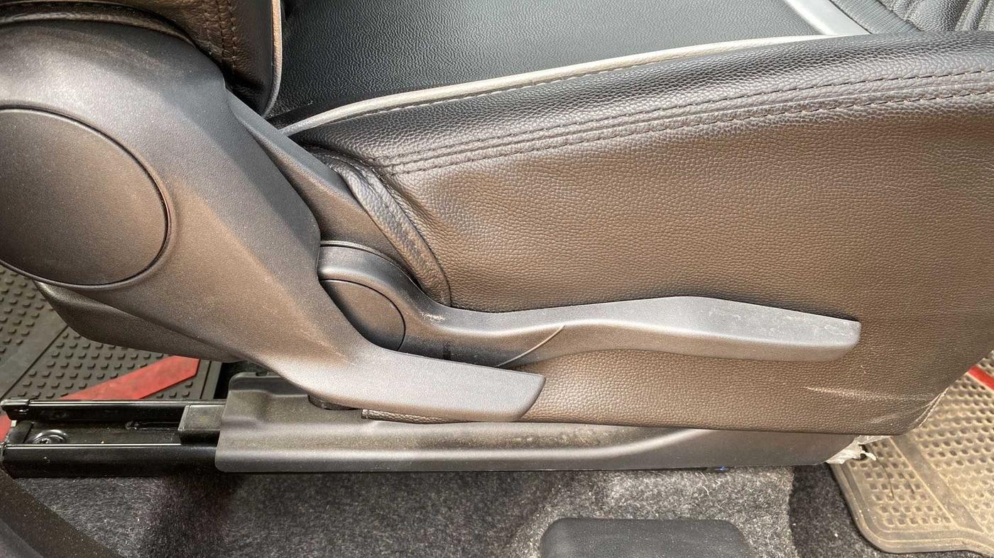 2022 Maruti Swift ZXI PLUS, Petrol, Manual, 6,790 km, Driver Side Adjustment Panel