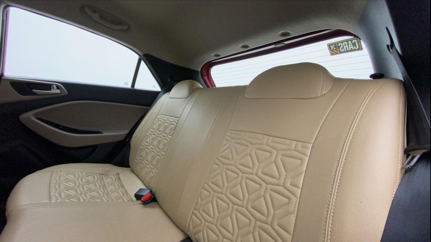 2019 Hyundai Elite i20 SPORTZ PLUS  1.2 CVT, Petrol, Automatic, 48,099 km, Right Side Rear Door Cabin
