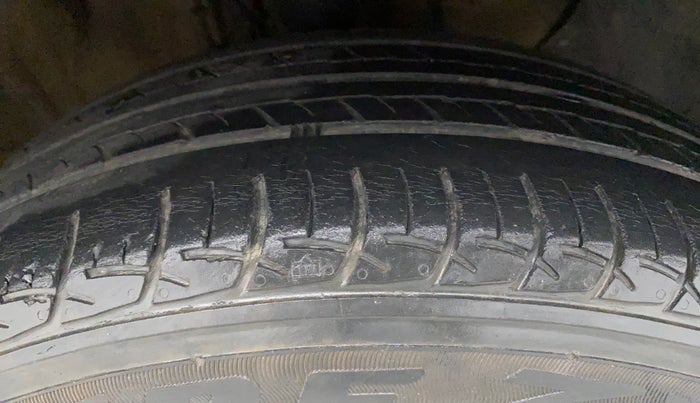 2019 Hyundai Elite i20 SPORTZ PLUS  1.2 CVT, Petrol, Automatic, 48,099 km, Right Front Tyre Tread