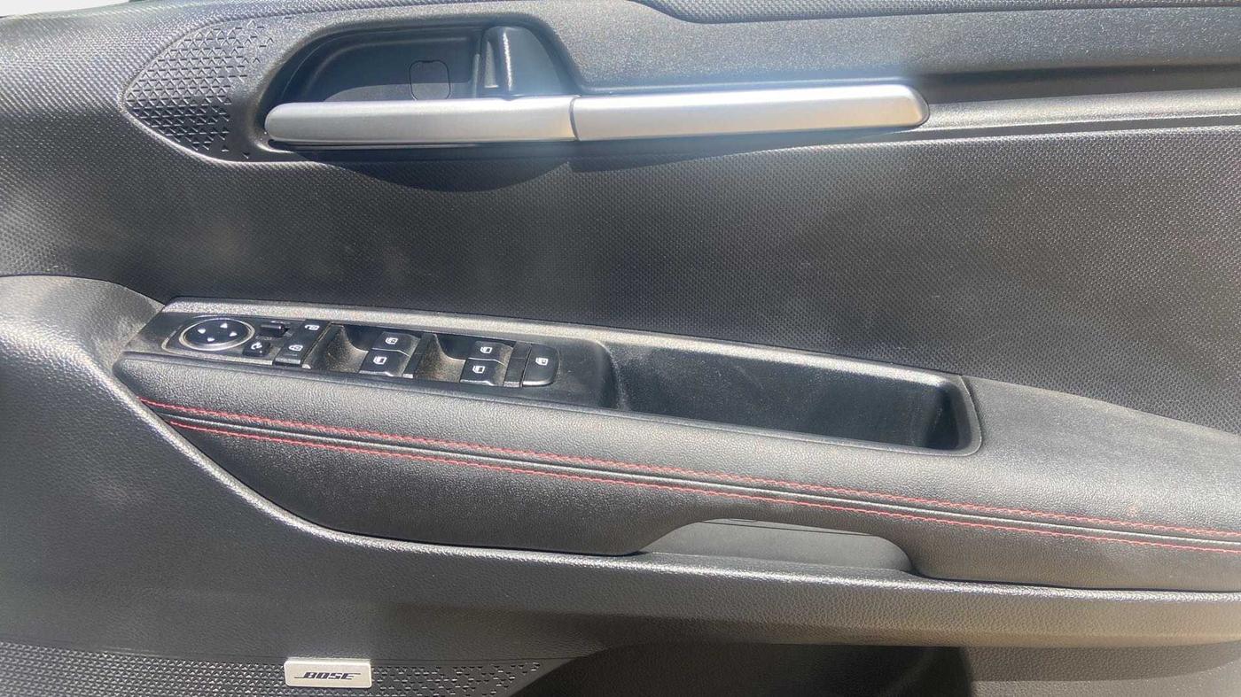 2022 KIA SONET GTX PLUS 1.0 IMT, Petrol, Manual, 9,477 km, Driver Side Door Panels Control