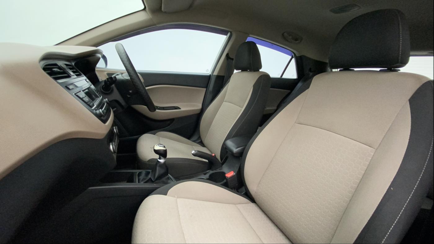 2016 Hyundai Elite i20 ASTA 1.2, Petrol, Manual, 54,569 km, Right Side Front Door Cabin