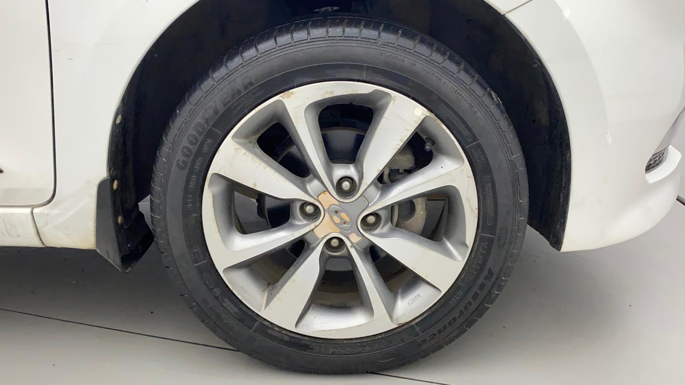 2016 Hyundai Elite i20 ASTA 1.2, Petrol, Manual, 54,569 km, Right Front Wheel