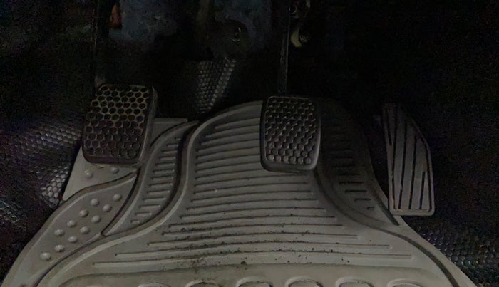 2019 Maruti Alto LXI, Petrol, Manual, 11,834 km, Pedals