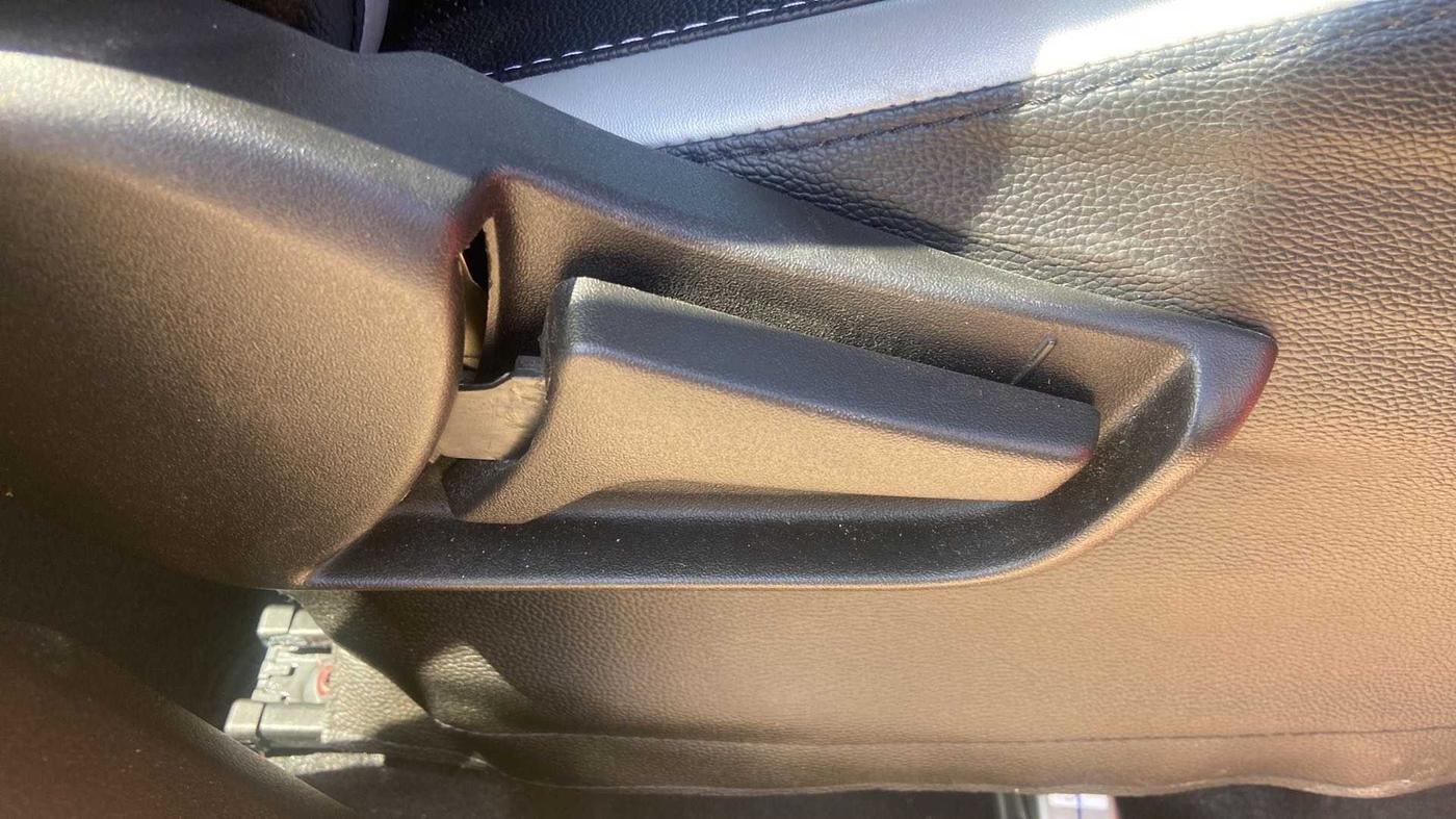 2022 Maruti S PRESSO VXI (O) AMT, Petrol, Automatic, 1,137 km, Driver Side Adjustment Panel