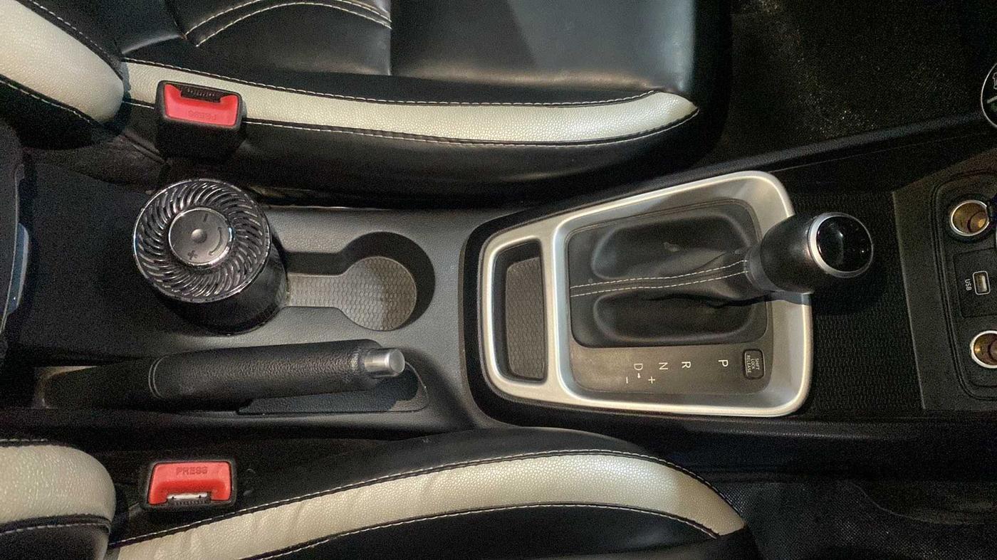 2020 Hyundai VENUE SX PLUS 1.0 TURBO DCT, Petrol, Automatic, 30,959 km, Gear Lever