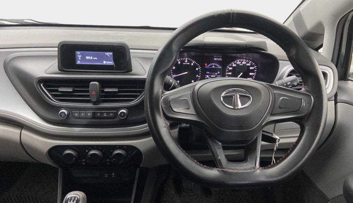 2020 Tata ALTROZ XE PETROL, Petrol, Manual, 34,363 km, Steering Wheel Close Up