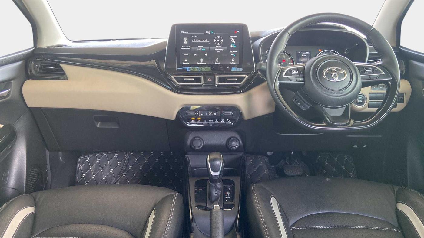 2023 Toyota Glanza V AMT, Petrol, Automatic, 37,472 km, Dashboard