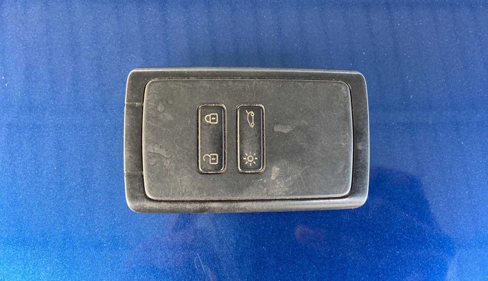 2019 Renault TRIBER RXZ, Petrol, Manual, 69,782 km, Key Close Up