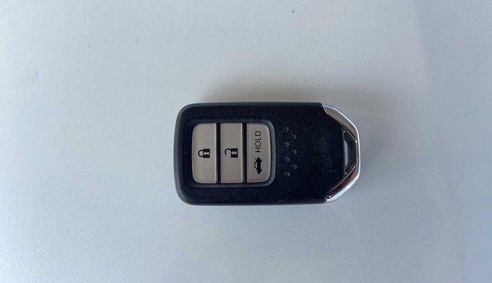 2022 Honda Amaze 1.2L I-VTEC VX, Petrol, Manual, 28,538 km, Key Close Up