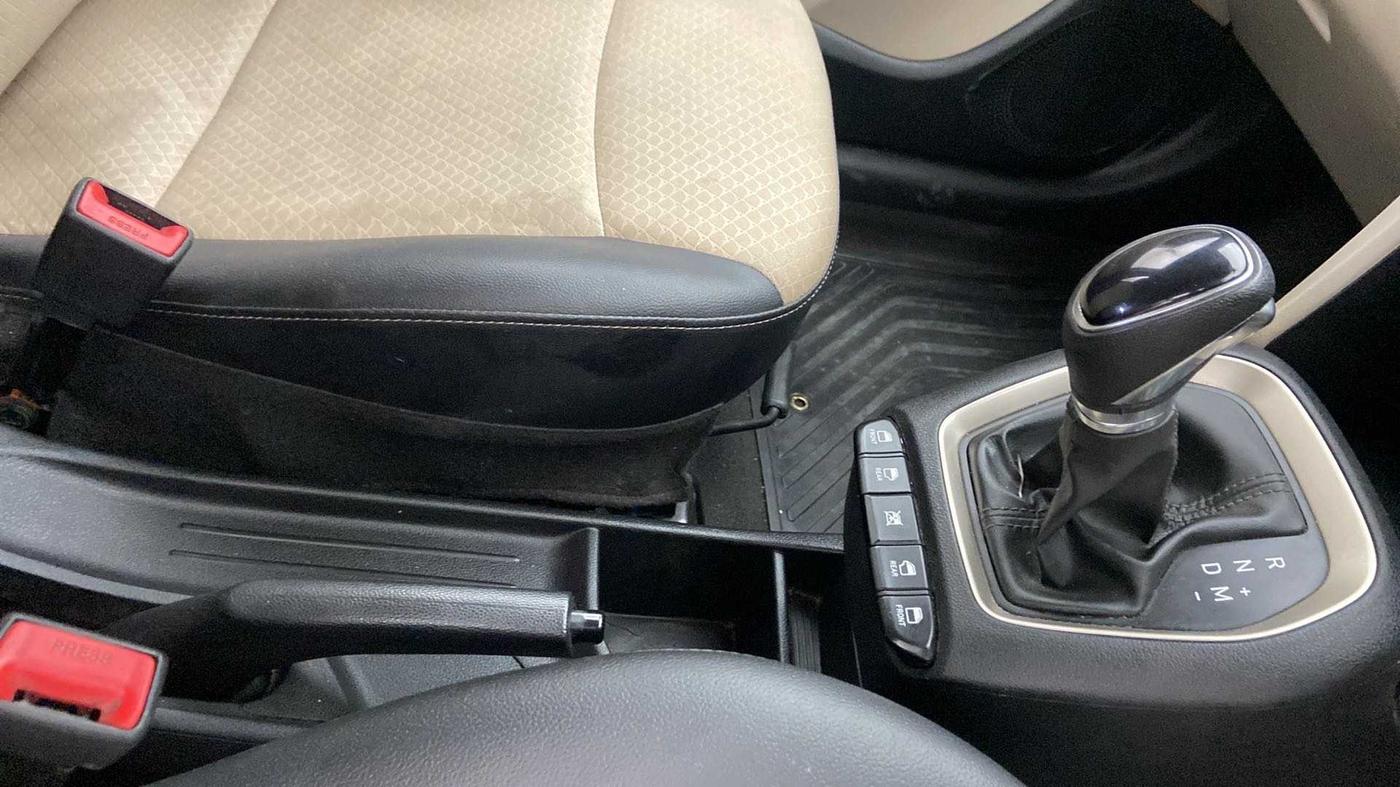 2019 Hyundai NEW SANTRO SPORTZ AMT, Petrol, Automatic, 65,109 km, Gear Lever