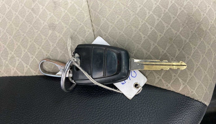2019 Hyundai NEW SANTRO SPORTZ AMT, Petrol, Automatic, 65,109 km, Key Close Up