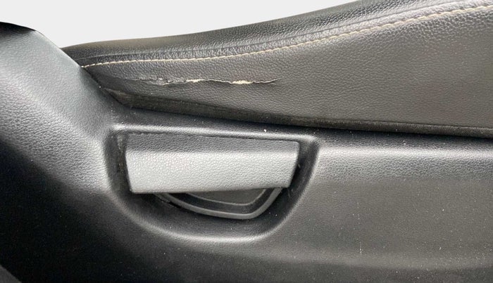 2019 Hyundai NEW SANTRO SPORTZ AMT, Petrol, Automatic, 65,109 km, Driver Side Adjustment Panel