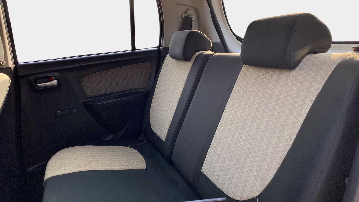 2014 Maruti Wagon R 1.0 LXI, Petrol, Manual, 84,322 km, Right Side Rear Door Cabin