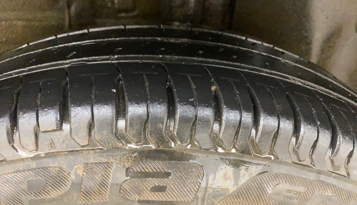 2020 Tata ALTROZ XE PETROL, Petrol, Manual, 58,689 km, Left Rear Tyre Tread