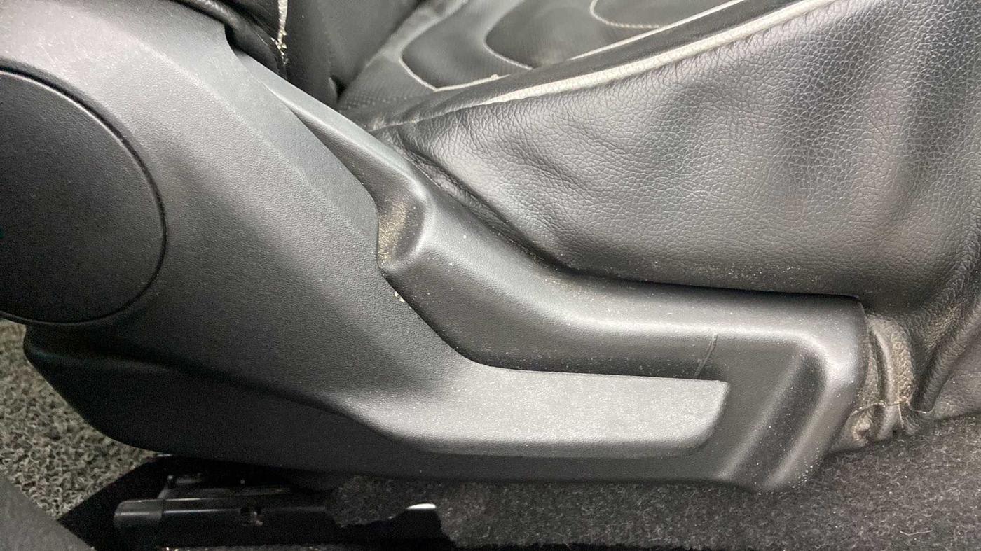 2020 Maruti Baleno DELTA PETROL 1.2, Petrol, Manual, 35,919 km, Driver Side Adjustment Panel