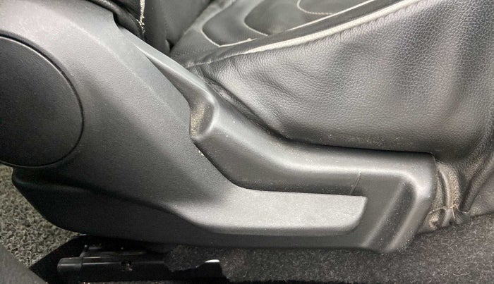 2020 Maruti Baleno DELTA PETROL 1.2, Petrol, Manual, 35,919 km, Driver Side Adjustment Panel