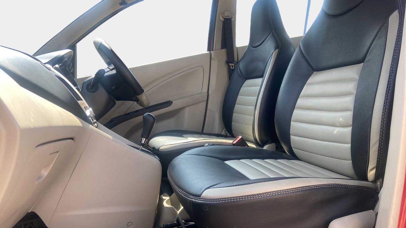 2018 Maruti Celerio VXI AMT (O), Petrol, Automatic, 19,115 km, Right Side Front Door Cabin