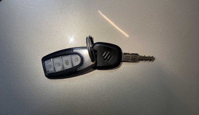 2018 Maruti Alto 800 LXI, Petrol, Manual, 46,666 km, Key Close Up