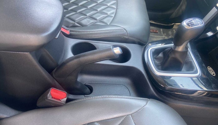 2020 KIA SELTOS HTK PLUS 1.5, Petrol, Manual, 16,846 km, Gear Lever
